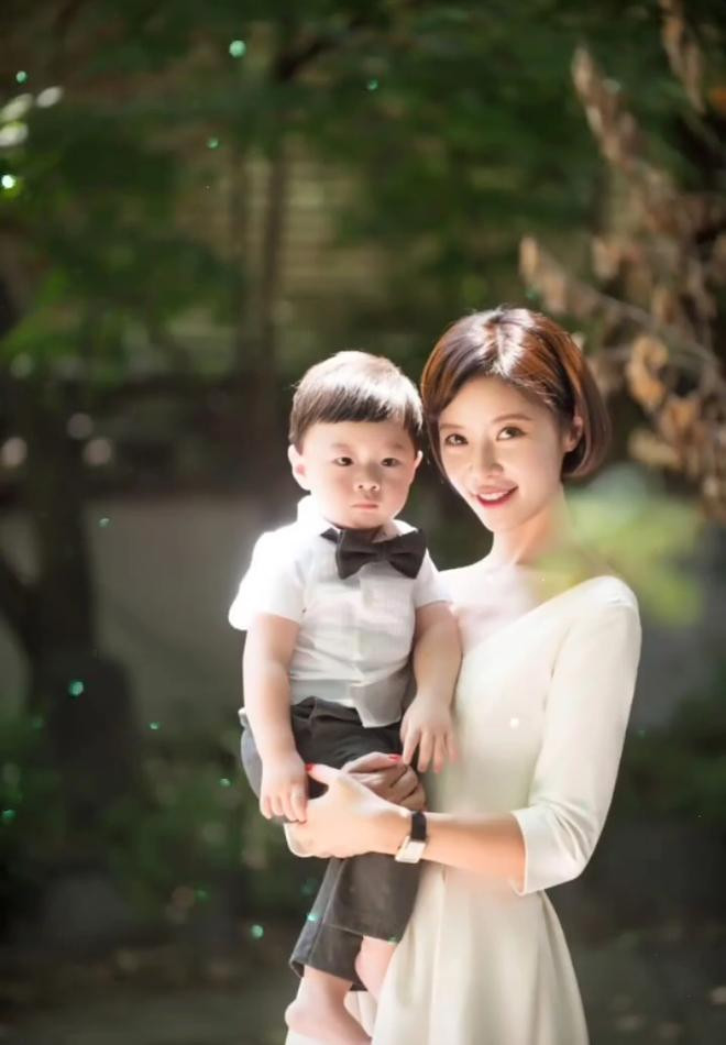 Tinh hinh Hwang Jung Eum sau vu ly hon bat thanh-Hinh-4