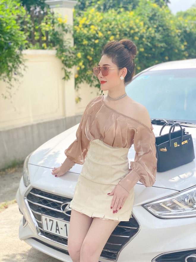 Bị chê đã xấu còn ăn bám, mẹ 2 con lột xác ngoạn mục Bi che da xau con an bam, me 2 con lot xac ngoan muc