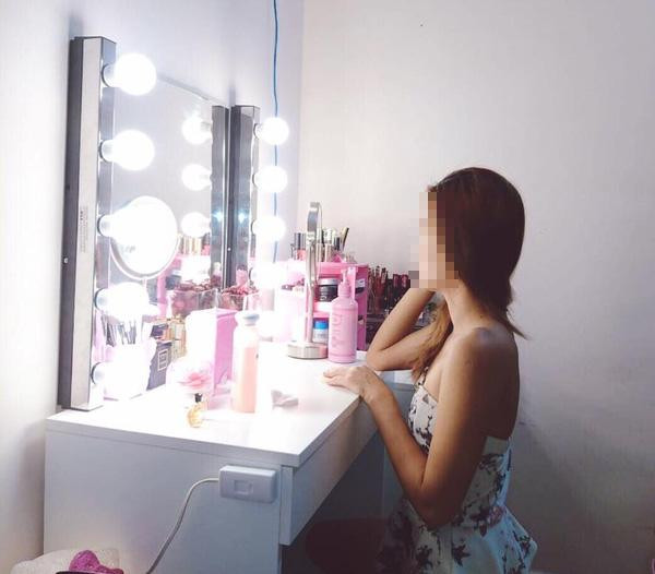 Ban trai keu troi khi nguoi yeu luong 8 trieu mua son phan mat nua