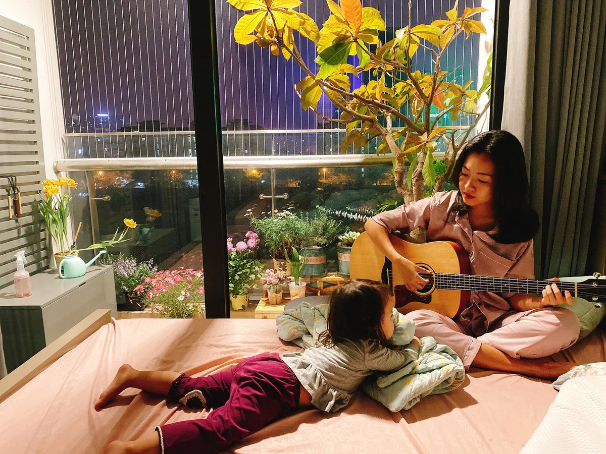 Me man truoc ngoi nha cua nguoi phu nu yeu bep nuc-Hinh-25