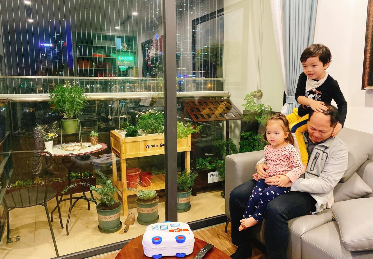 Me man truoc ngoi nha cua nguoi phu nu yeu bep nuc-Hinh-5