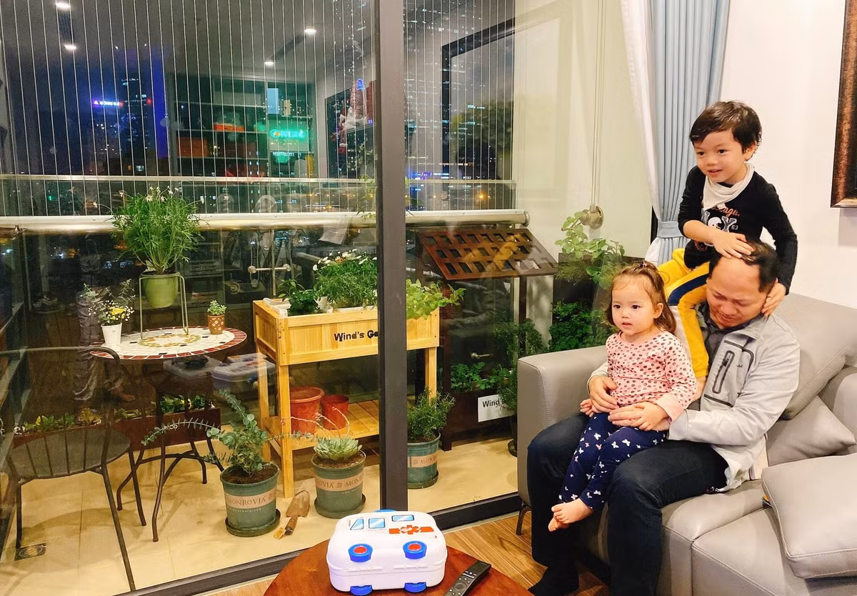 Me man truoc ngoi nha cua nguoi phu nu yeu bep nuc-Hinh-5