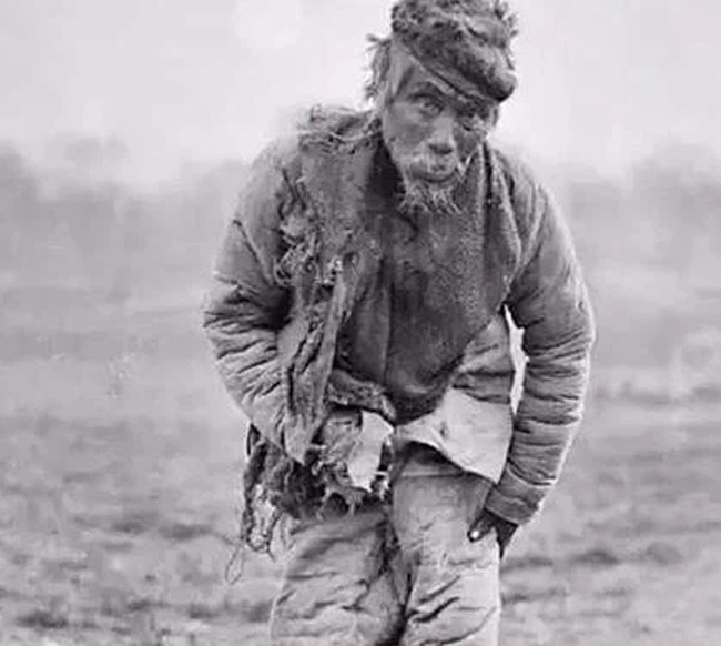 Cuoc song cuoi thoi nha Thanh: Dan dut tien de duoc chet nhanh hon-Hinh-5