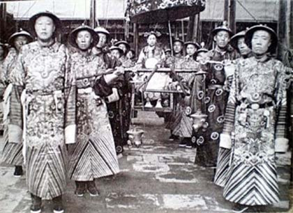 Thai giam quyen luc nhat nha Thanh va nhung bi an con bo ngo-Hinh-2