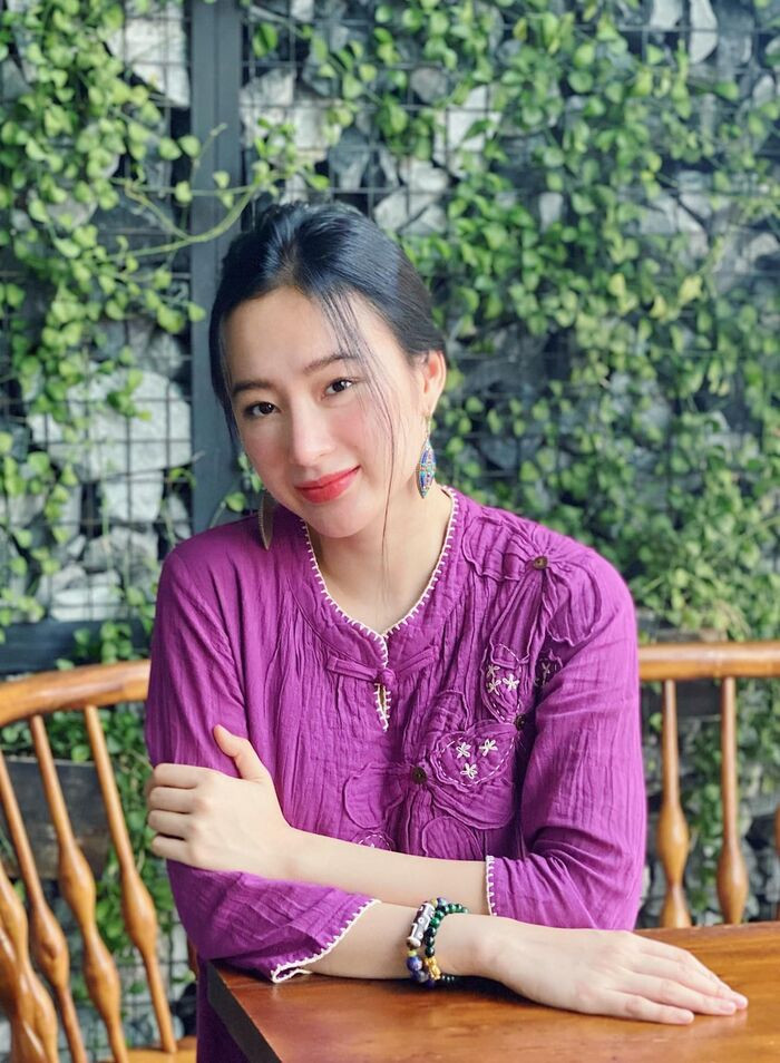 Angela Phuong Trinh bi netizen 