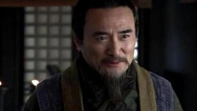 Có phải Lưu Bị coi trọng Lý Nghiêm hơn Gia Cát Lượng? Co phai Luu Bi coi trong Ly Nghiem hon Gia Cat Luong?