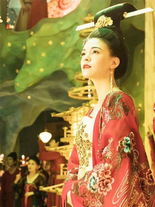 Tuyet chieu phong the cua my nhan Trung Hoa xua khien dan ong me dam