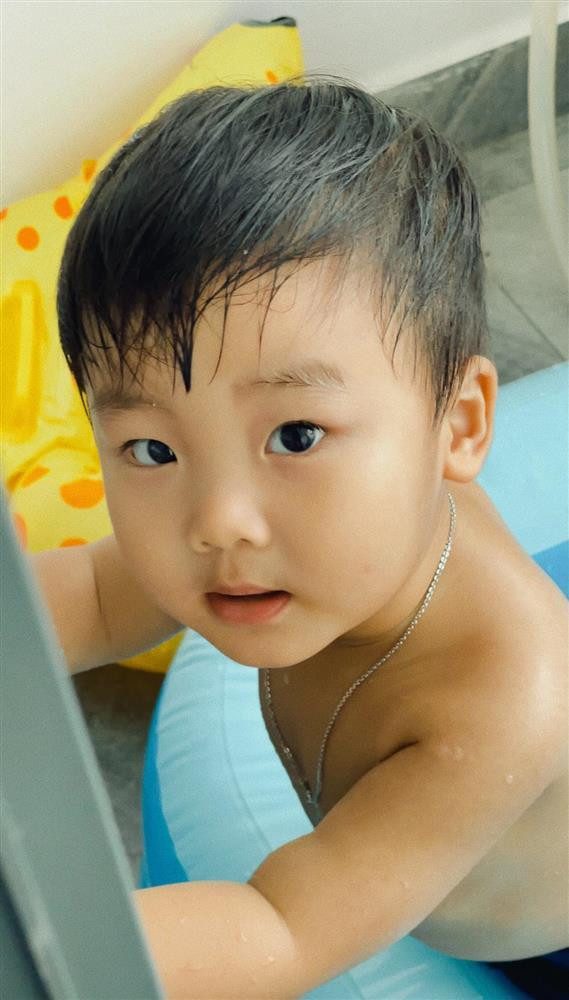 Hoa Minzy khoe ten that quy tu, nghe nhu mot cap voi con gai Pha Le-Hinh-6