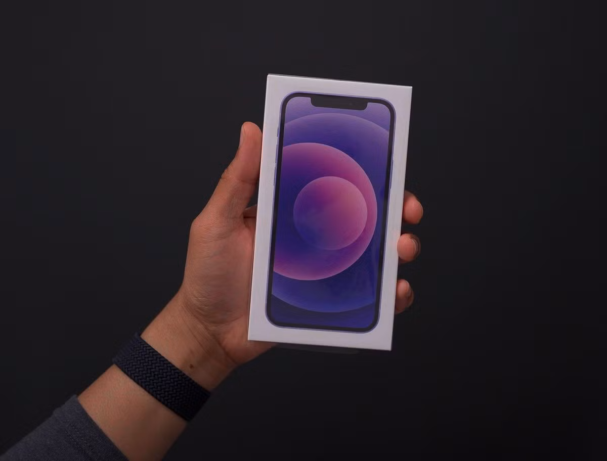 Doanh so iPhone 12 tien sat ky luc cua iPhone 6