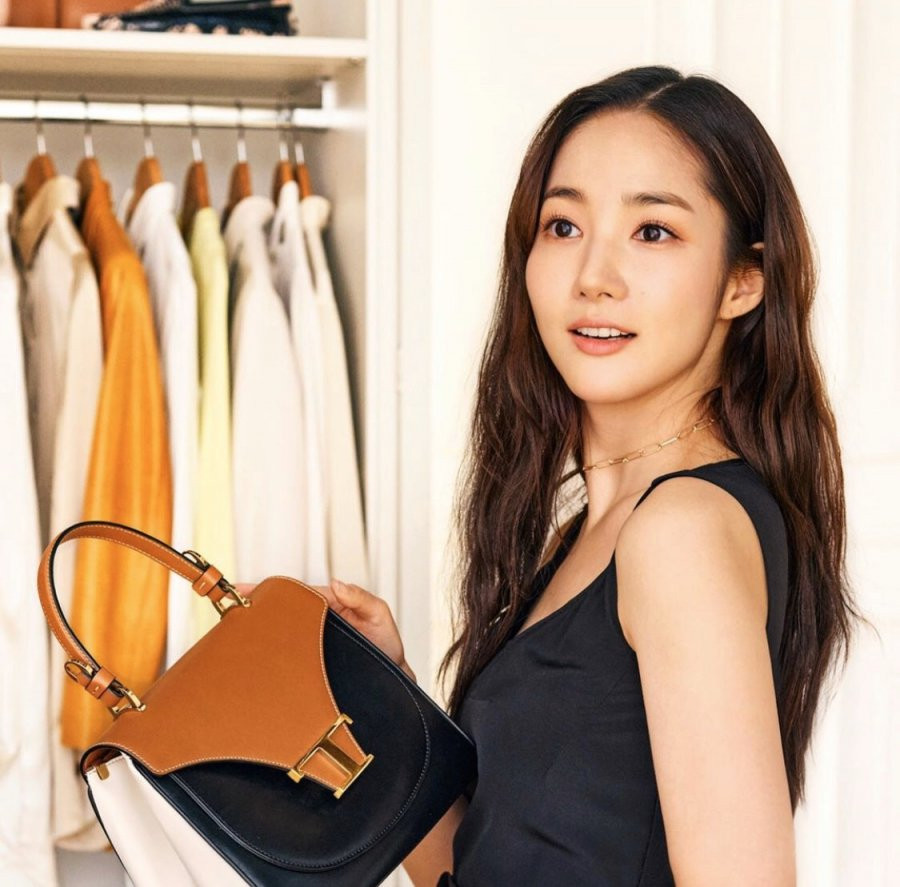 Nằm lòng 3 điều đắt giá để trở thành người phụ nữ tự tin - Hình 3 Nam long 3 dieu dat gia de tro thanh nguoi phu nu tu tin-Hinh-3