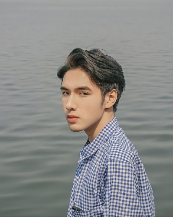 Nam sinh Hà thành bỗng nổi như cồn với góc nghiêng thần thánh - 1