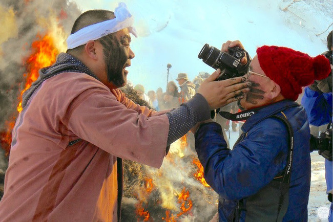 Tuc le ky la : Chu re bi nem tu dinh nui tuyet truoc mat co dau-Hinh-3