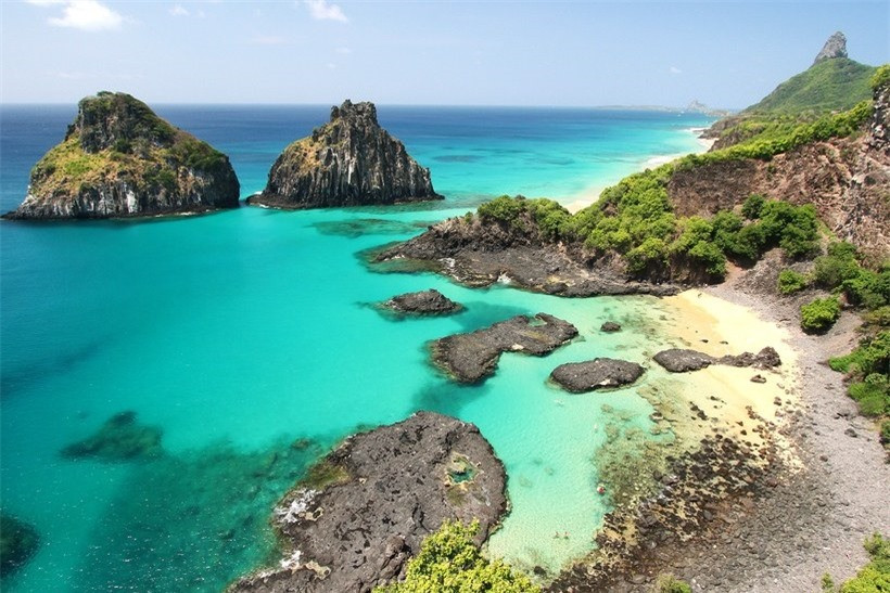 Fernando de Noronha – một trong những bãi biển đẹp nhất của Brazil.