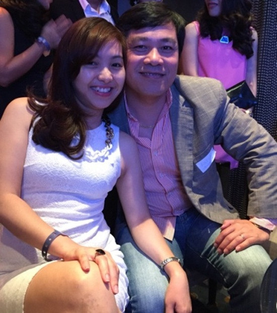 âm sự về nửa kia, cựu MC truyền hình cho biết trong mắt cô, anh là một người dễ thương, tốt tính.