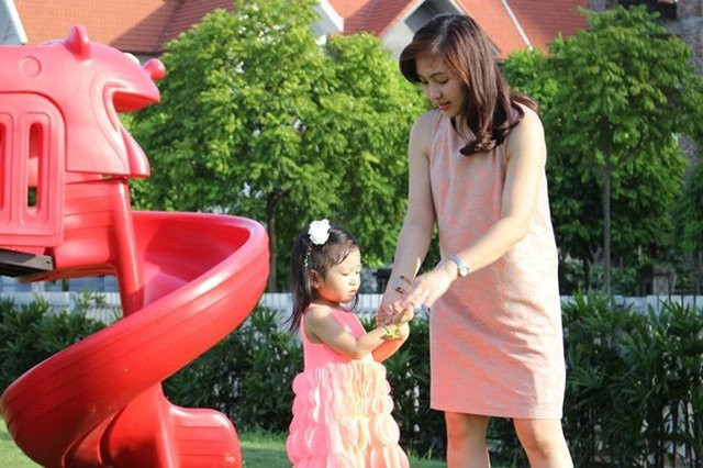 hi sự nghiệp đang lên, năm 2009 nữ MC xinh đẹp bất ngờ rút lui khỏi làng giải trí.