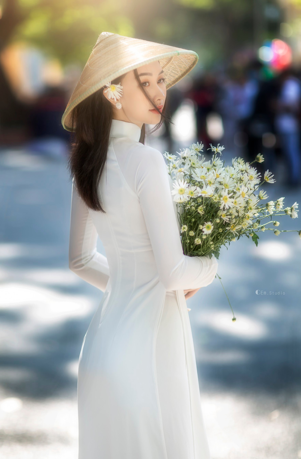 Ho sen trong can penthouse cua a khoi DH Kinh te Quoc dan-Hinh-9