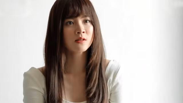 Đêm tân hôn, vừa cởi áo tôi ra chồng nổi giận đòi ly dị Dem tan hon, vua coi ao toi ra chong noi gian doi ly di