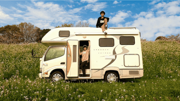 Chang trai 37 tuoi quyet dinh lay nguoi phu nu 62 tuoi lam vo-Hinh-5