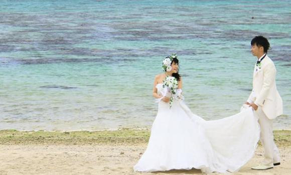 Chang trai 37 tuoi quyet dinh lay nguoi phu nu 62 tuoi lam vo-Hinh-2