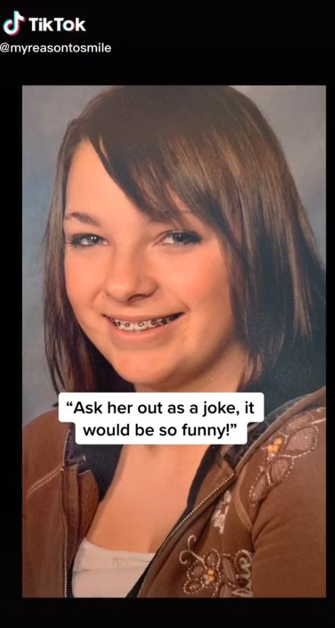 Co gai 24 tuoi thich khoe ham rang gia khien dan mang sung sot-Hinh-2