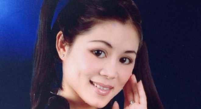 Nhan sac va noi co cuc thoi tre cua ba xa MC Quyen Linh