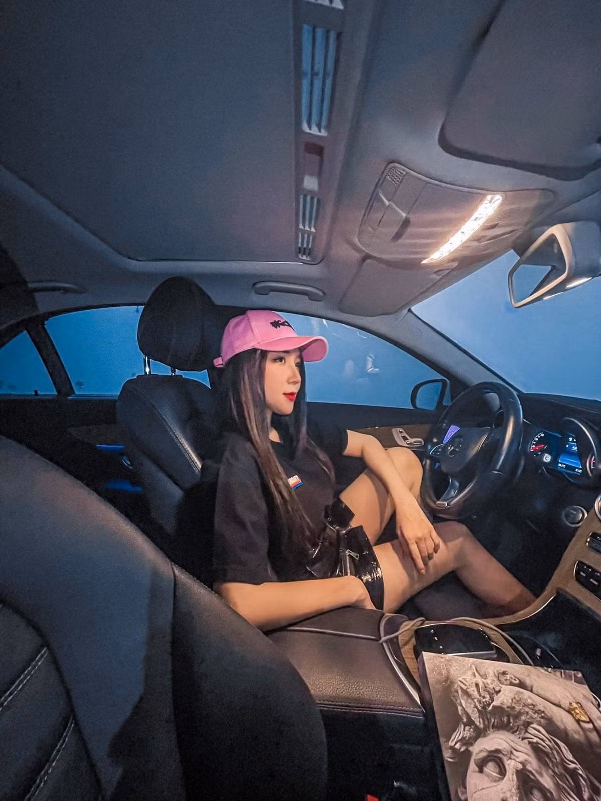 Vo DJ nong bong, sinh doi hai con cho ca si Khac Viet-Hinh-12