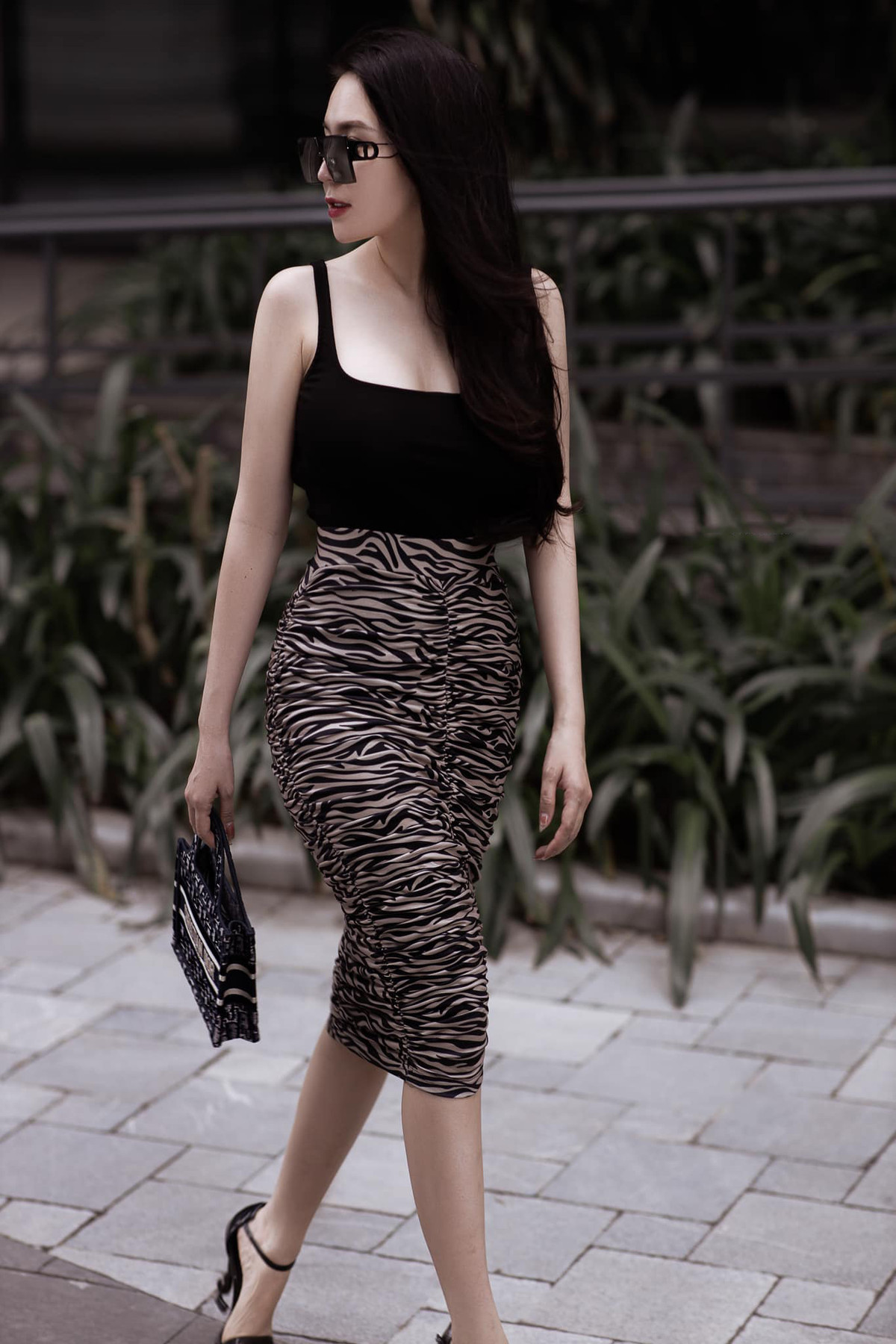 Vo DJ nong bong, sinh doi hai con cho ca si Khac Viet-Hinh-6