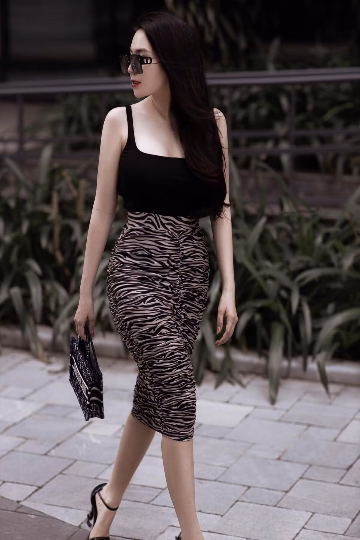 Vo DJ nong bong, sinh doi hai con cho ca si Khac Viet-Hinh-6