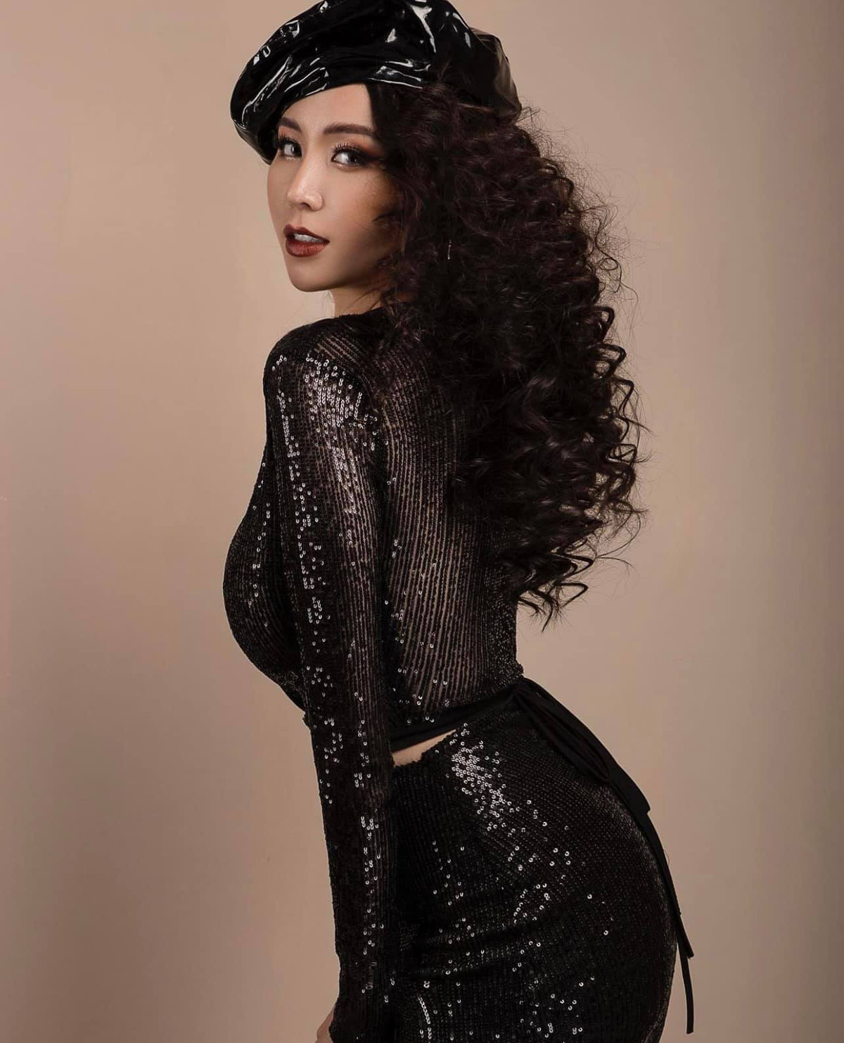 Vo DJ nong bong, sinh doi hai con cho ca si Khac Viet-Hinh-13