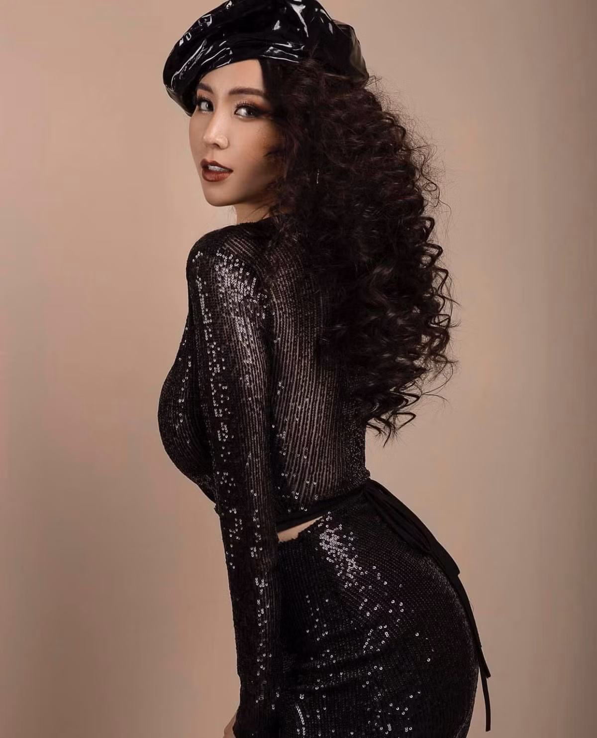 Vo DJ nong bong, sinh doi hai con cho ca si Khac Viet-Hinh-13