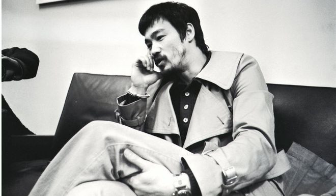 Huyền thoại võ thuật Lý Tiểu Long chết vì sao? - Hình 2 Huyen thoai vo thuat Ly Tieu Long chet vi sao?-Hinh-2