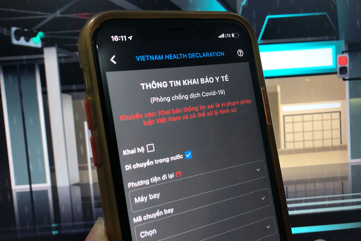 Vietnam Health Declaration (VHD) là giải pháp khai báo y tế cho người nhập cảnh, di chuyển trong nước và cách ly tại nhà. Khi tải về, người dùng cần đăng nhập bằng số điện thoại hoặc tài khoản mạng xã hội, sau đó chọn mục khai báo tương ứng. App cũng hỗ trợ phản ánh trường hợp nghi ngờ mắc bệnh hoặc về từ vùng dịch.