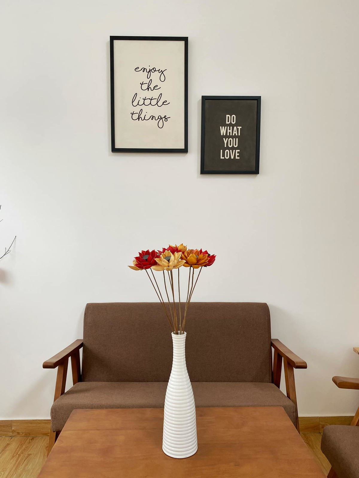 Ngoi nha o My Tho xay moc mac va trang tri tu nhieu do tai che-Hinh-11