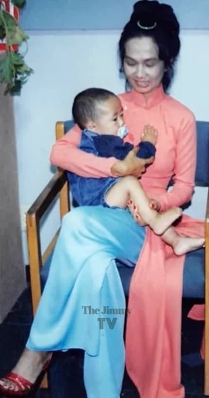 Loat anh hiem cua ca si Kim Ngan khi chua di lang thang o My-Hinh-2