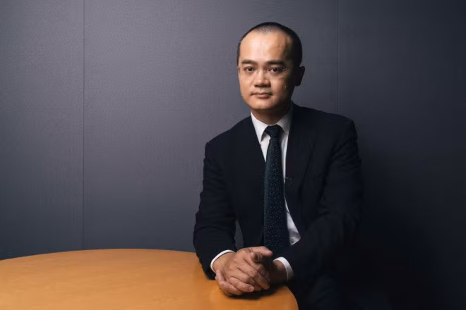 Dai gia vi 1 bai tho sap nhan an phat 1 ty USD?-Hinh-2