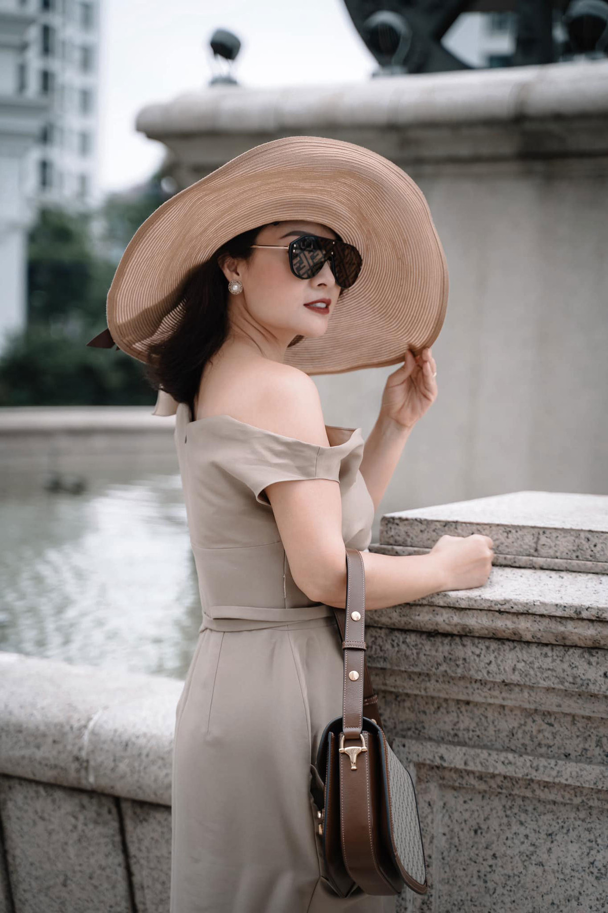 Nhan sac tuoi 43 cua ba xa ca si Dang Duong-Hinh-12