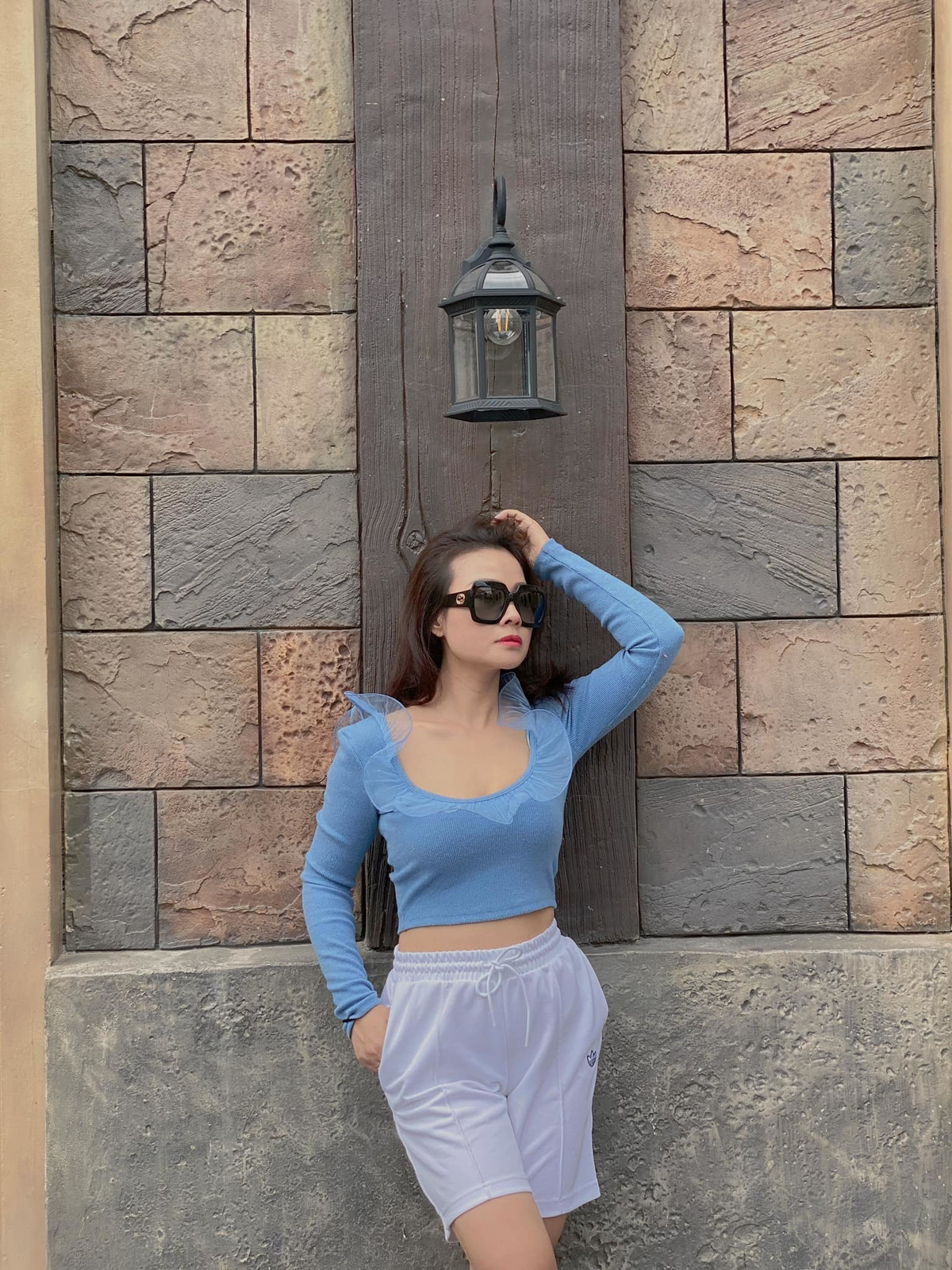 Nhan sac tuoi 43 cua ba xa ca si Dang Duong-Hinh-8