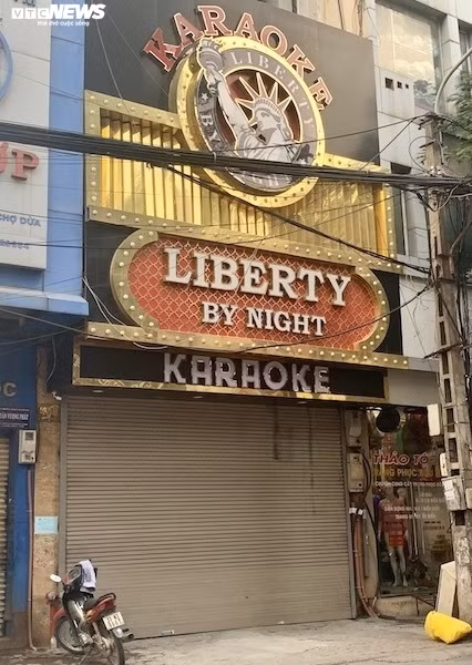 Quan karaoke giua Covid-19: Nguy co guc han sau nhieu lan 