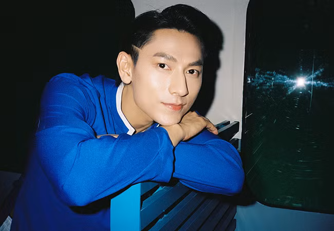 Isaac phong do, dien trai o tuoi 33-Hinh-5