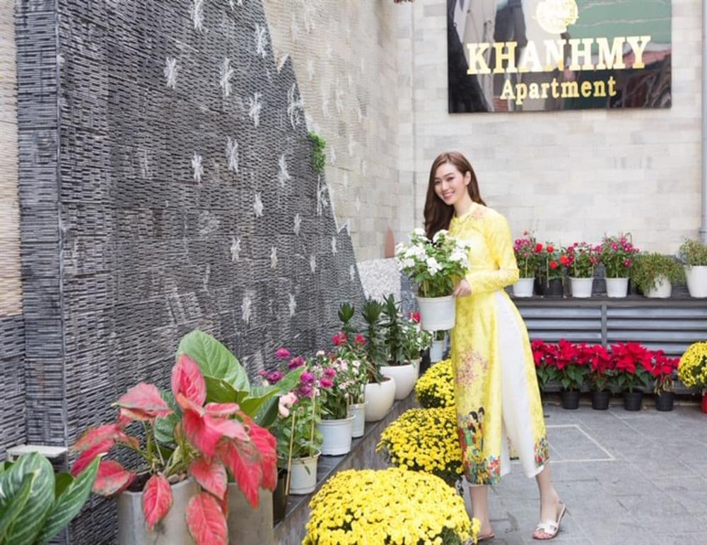 Khanh My gay chu y khi noi chuyen 