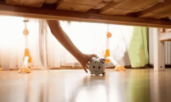 Nhét 4 vật này dưới gầm giường có ngày tán gia bại sản Nhet 4 vat nay duoi gam giuong co ngay tan gia bai san