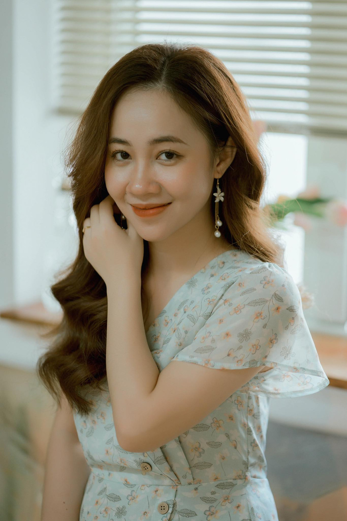 Hau gian cach, dan van phong TP.HCM tu nau com trua mang di lam-Hinh-2