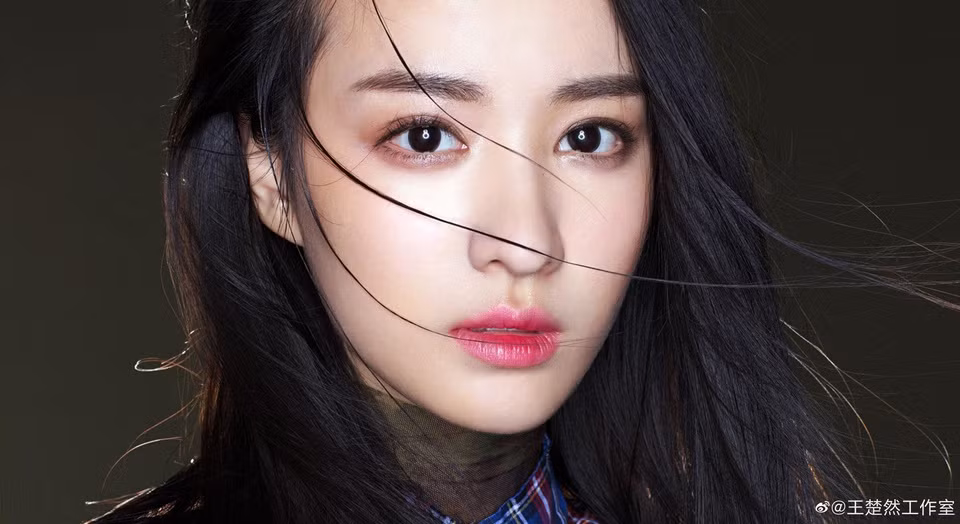 br/> Khán giả Trung Quốc trên các trang mạng như Douban, Hupu, Tianyan đánh giá Vương Sở Nhiên là một trong những nữ diễn viên trẻ có tương lai nghệ thuật đáng mong chờ, bên cạnh Châu Dã (sinh năm 1998), Trương Tịnh Nghi (1999), Nhậm Mẫn (1999), Chương Nhược Nam (1996).