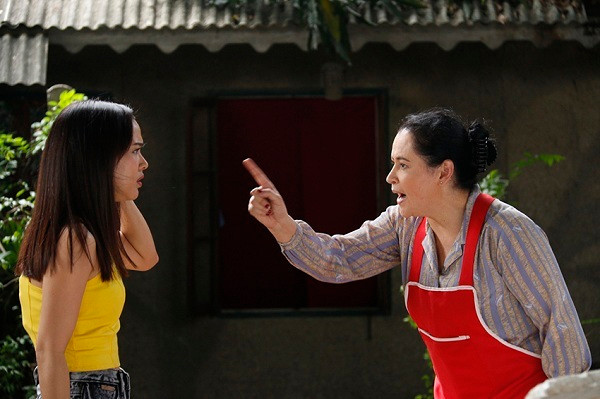 Vừa bưng mâm cơm lên mẹ chồng tôi đùng đùng giận dỗi bỏ về quê? Vua bung mam com len me chong toi dung dung gian doi bo ve que?