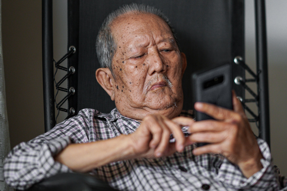 Cuoc song cua nghe si Mac Can o tuoi 76-Hinh-3