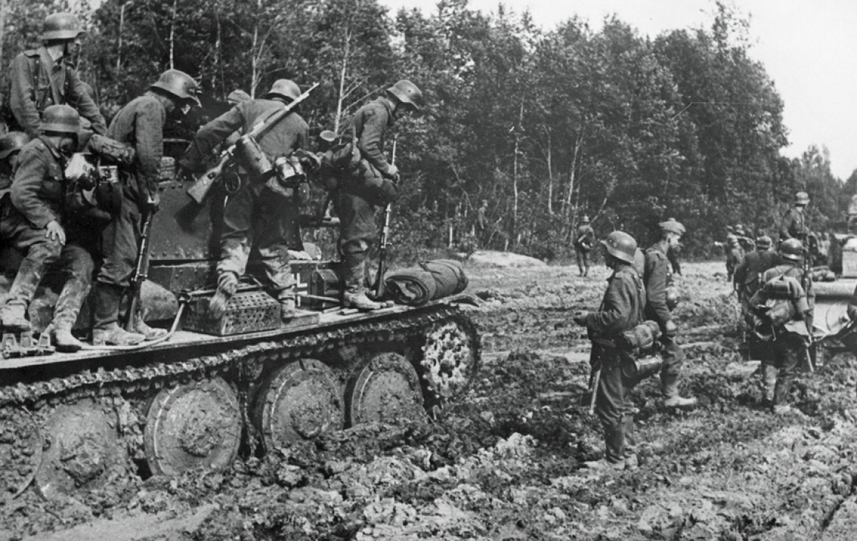 4 chiến trường khắc nghiệt nhất trong lịch sử chiến tranh - Hình 4 4 chien truong khac nghiet nhat trong lich su chien tranh-Hinh-4