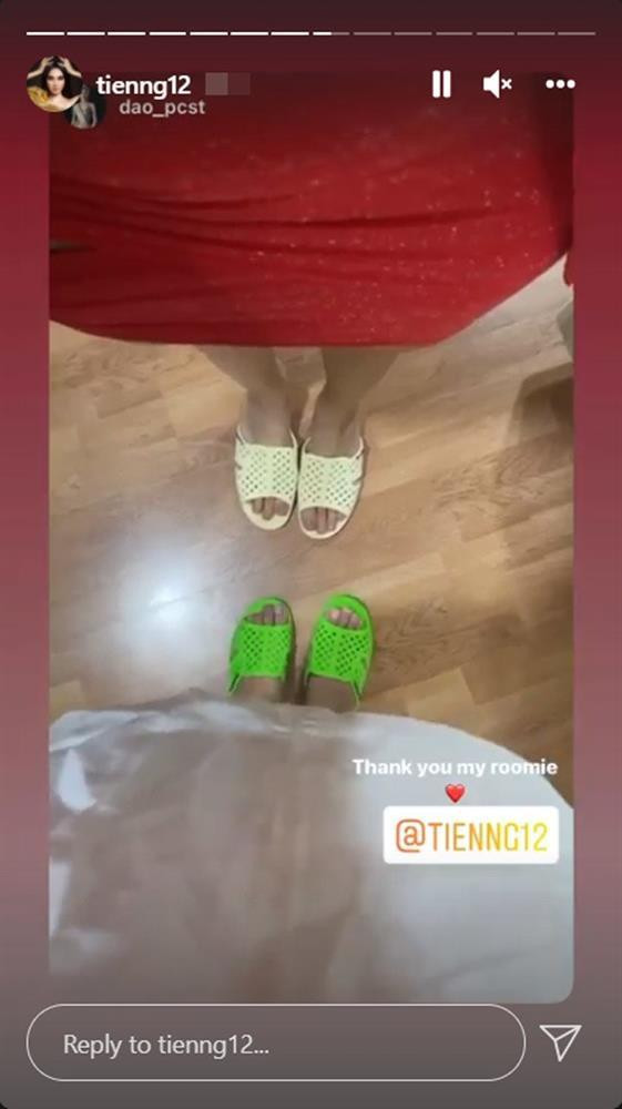 Thùy Tiên chân đi dép tổ ong đầu đội vương miện Miss Grand 12 tỷ - Hình 4 Thuy Tien chan di dep to ong dau doi vuong mien Miss Grand 12 ty-Hinh-4