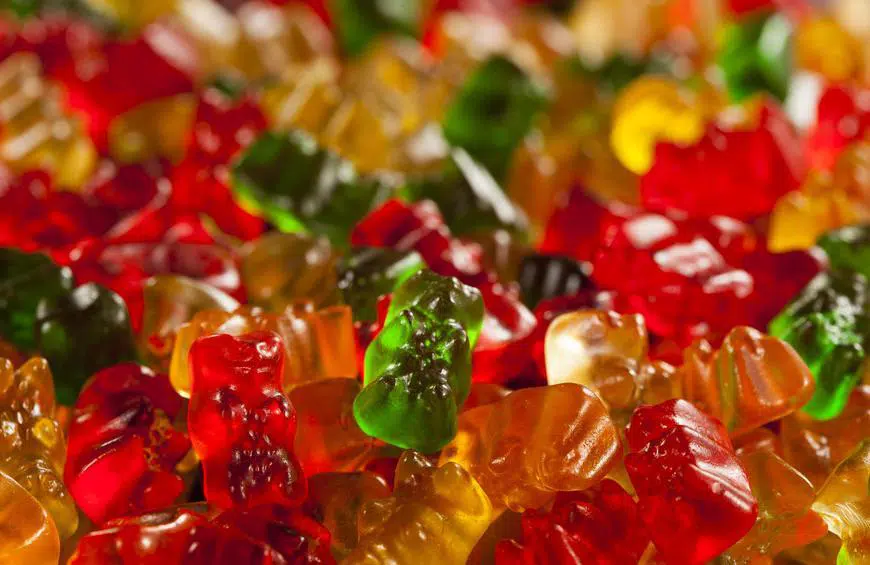 Đi siêu thị sắm Tết hãy tránh 5 loại thực phẩm tưởng ngon này - Hình 2 Di sieu thi sam Tet hay tranh 5 loai thuc pham tuong ngon nay-Hinh-2