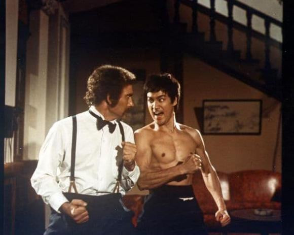 La thu tay tiet lo viec Ly Tieu Long bi mat mua 