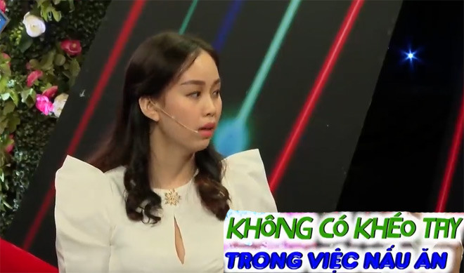 Nu du hoc sinh ru ca bo toi 